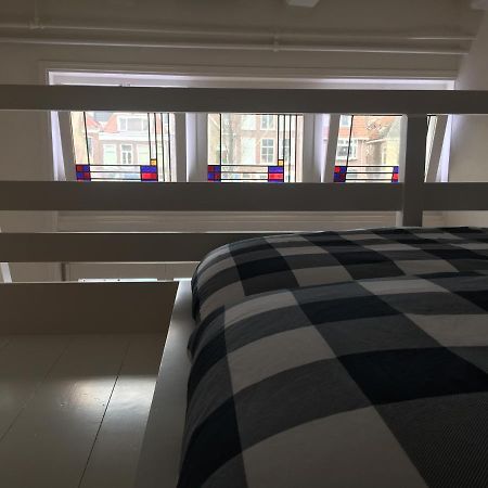 B&B Aan De Gracht Леуварден Екстериор снимка